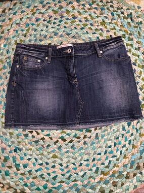 Johnnie B by Boden Dark Blue Denim Mini Skirt - Classic Casual Style. Size 30